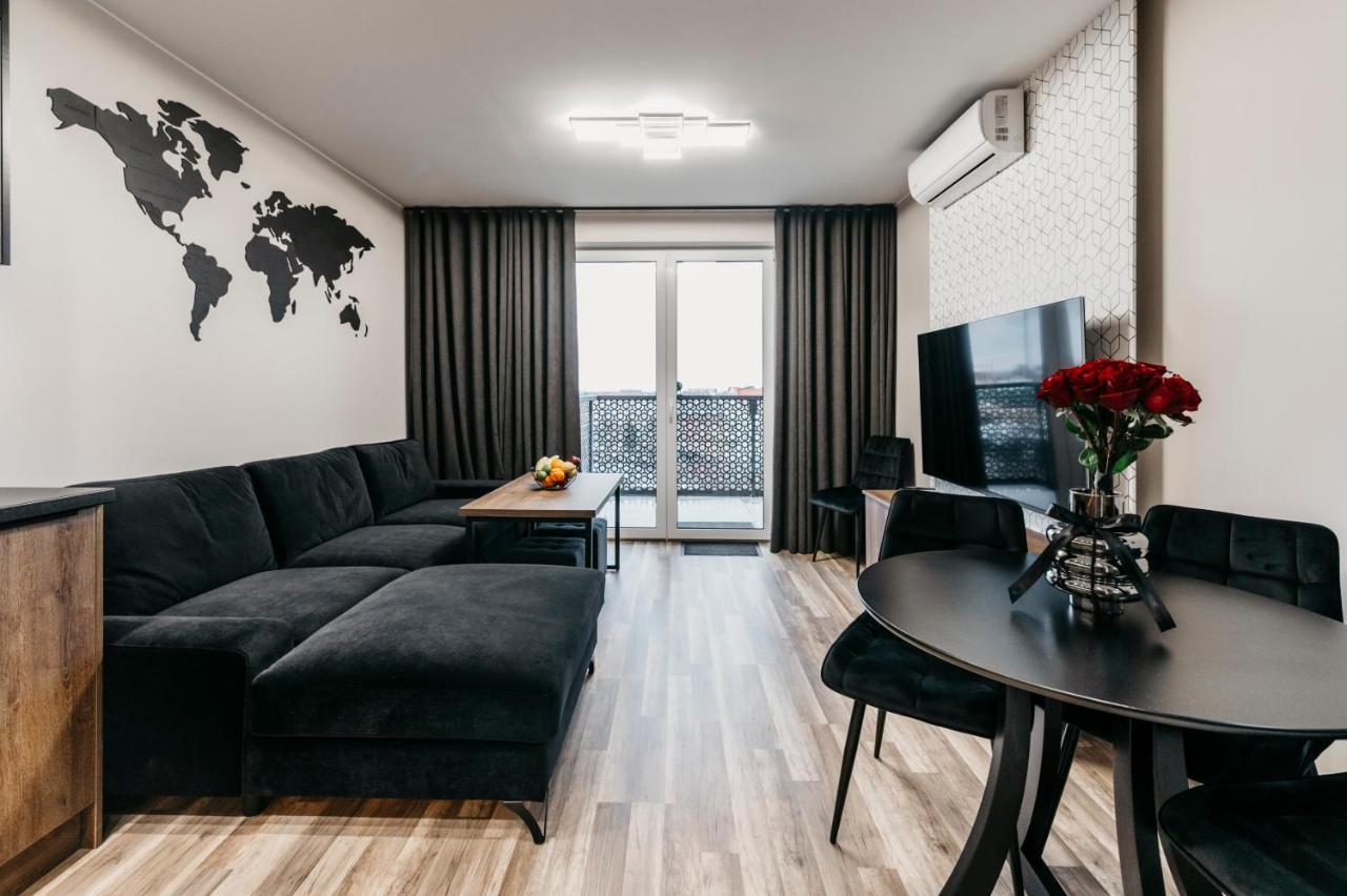 Apartamenty Park City Ostrow Wielkopolski Ngoại thất bức ảnh